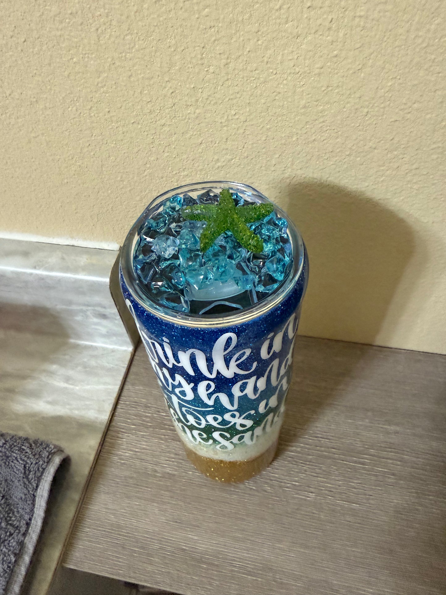 Beach tumbler
